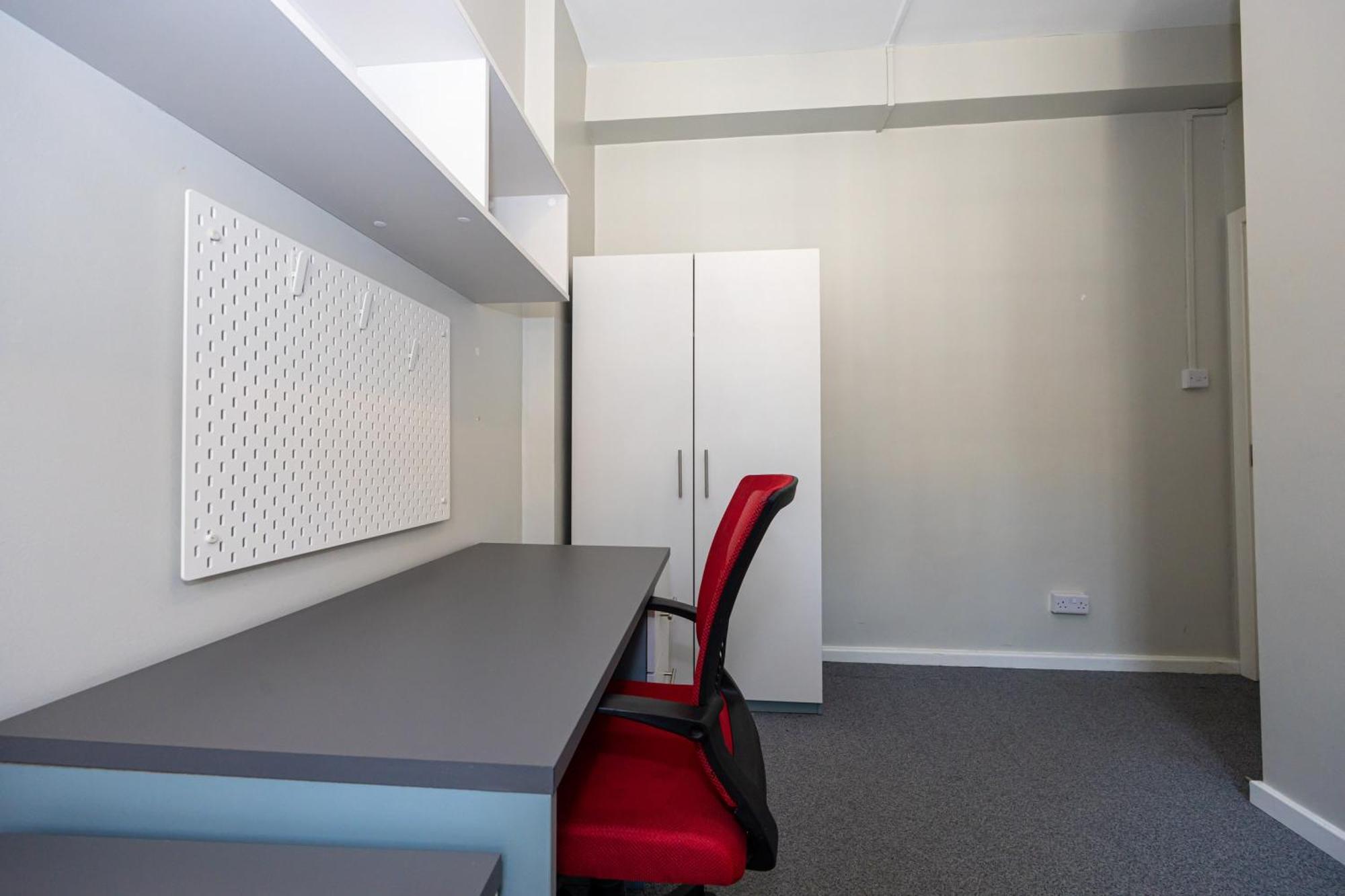Spacious Room With Shared Facilities 伦敦 外观 照片