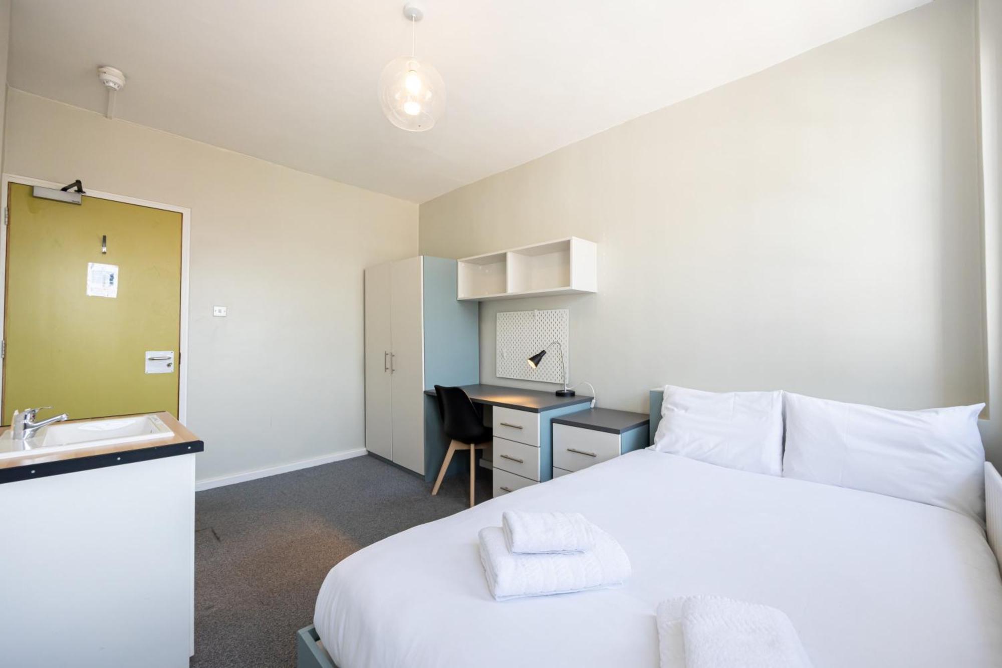 Spacious Room With Shared Facilities 伦敦 外观 照片