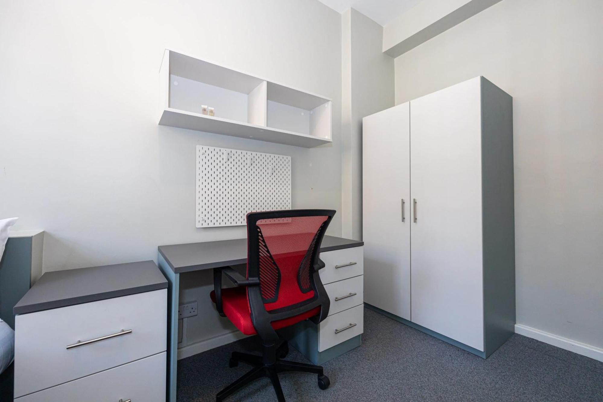 Spacious Room With Shared Facilities 伦敦 外观 照片