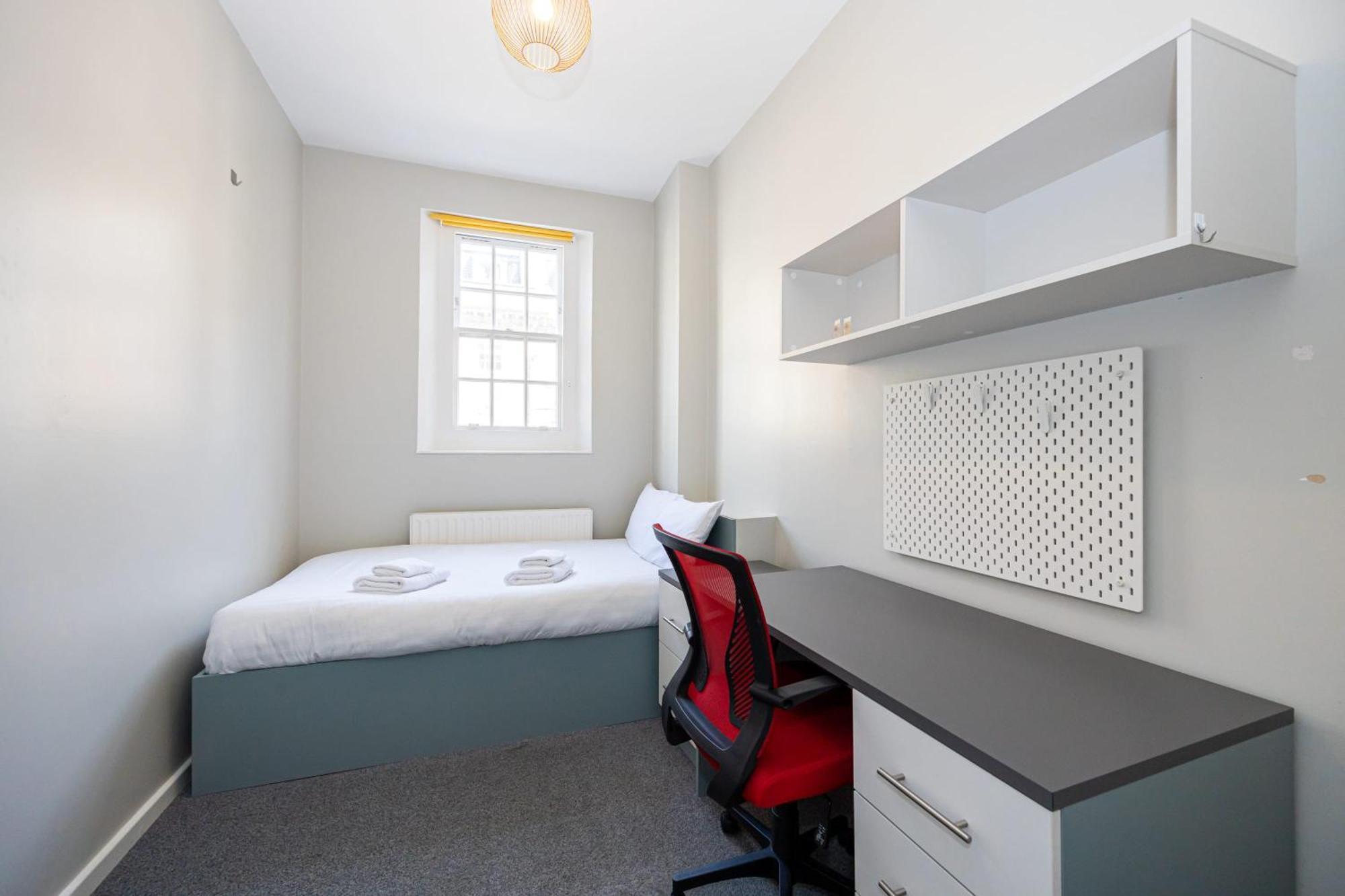 Spacious Room With Shared Facilities 伦敦 外观 照片