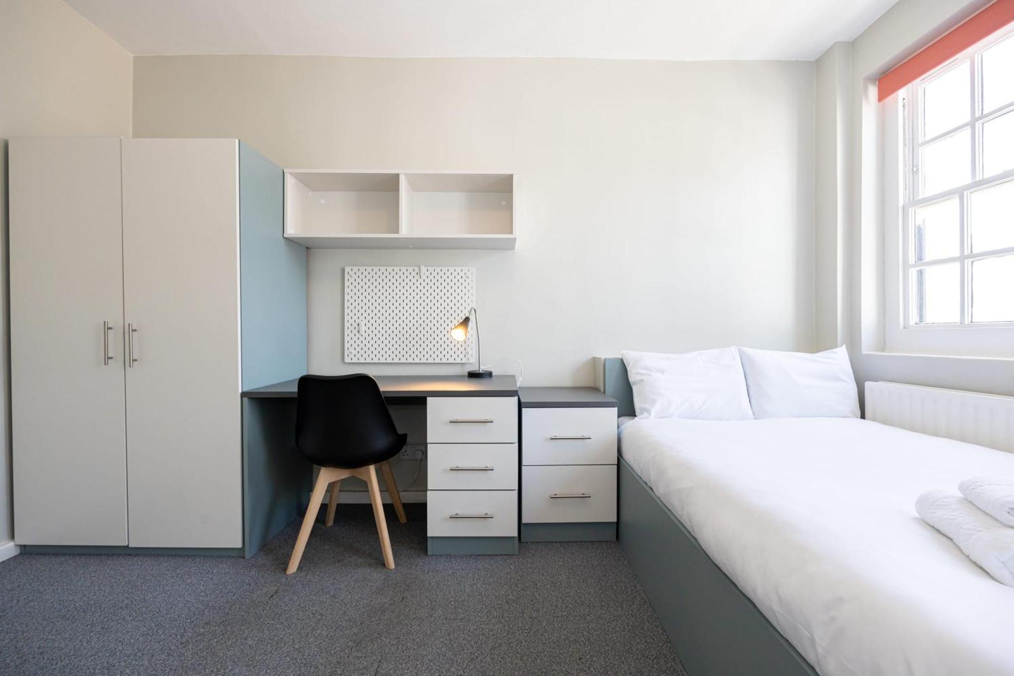 Spacious Room With Shared Facilities 伦敦 外观 照片