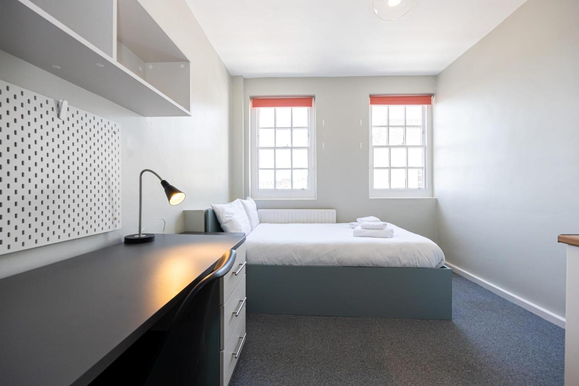 Spacious Room With Shared Facilities 伦敦 外观 照片